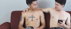 วัยรุ่นน้ำขาวข้น เล่นเกมแล้วร้อนพี่เอลฟ์กับรุ่นน้องถอดเสื้อโชว์หุ่นชื่นชมรูปร่างกัน พี่เกิดอารมณ์ขอชักว่าวพี่ไม่ได้เป็นเกย์นะพี่แค่เงี่ยนขออมควยหน่อยนะ วัยรุ่นน้ำขาวข้น เล่นเกมแล้วร้อนพี่เอลฟ์กับรุ่นน้องถอดเสื้อโชว์หุ่นชื่นชมรูปร่างกัน พี่เกิดอารมณ์ขอชักว่าวพี่ไม่ได้เป็นเกย์นะพี่แค่เงี่ยนขออมควยหน่อยนะ